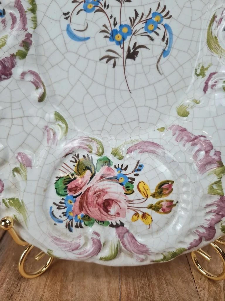 Plato antiguo de loza con decoración floral pintada a mano 🌸 Siglo XIX – photo 6